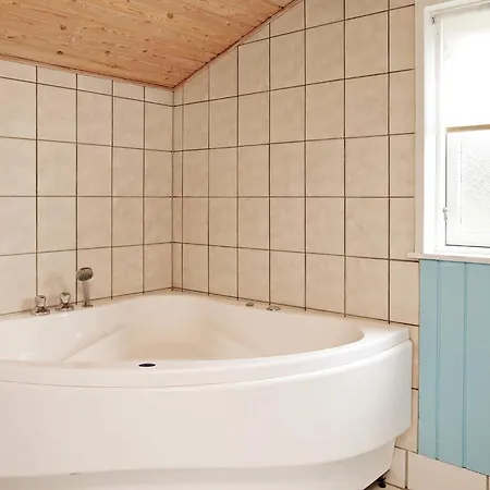 Semesterbostad 6 Person In Lokken-by Traum *