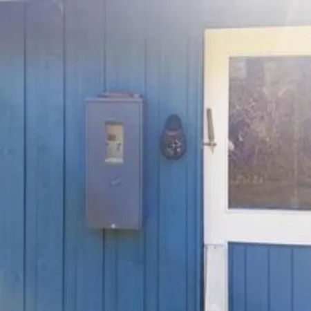 6 Person In *